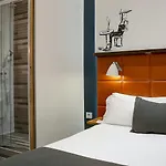 Aulivia Opera Hotel 4*
