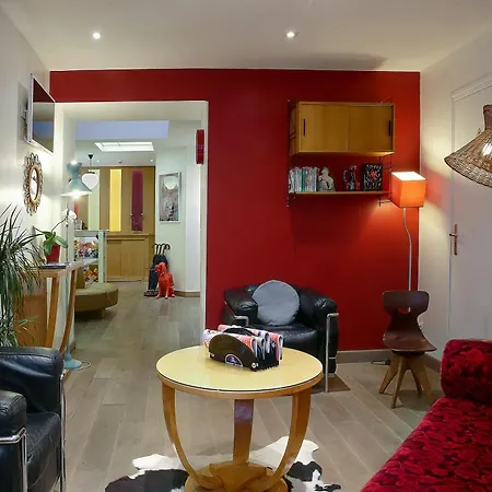 Aulivia Opera מלון