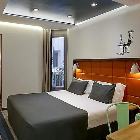 Hotel Aulivia Opera 4*