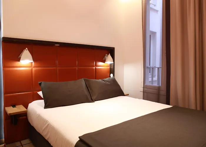 Aulivia Opera パリ