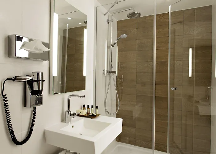 Aulivia Opera パリ