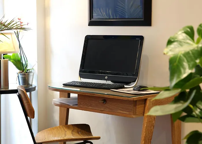 Aulivia Opera ホテル 4*