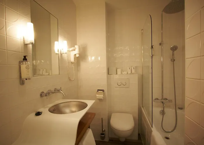 Aulivia Opera パリ